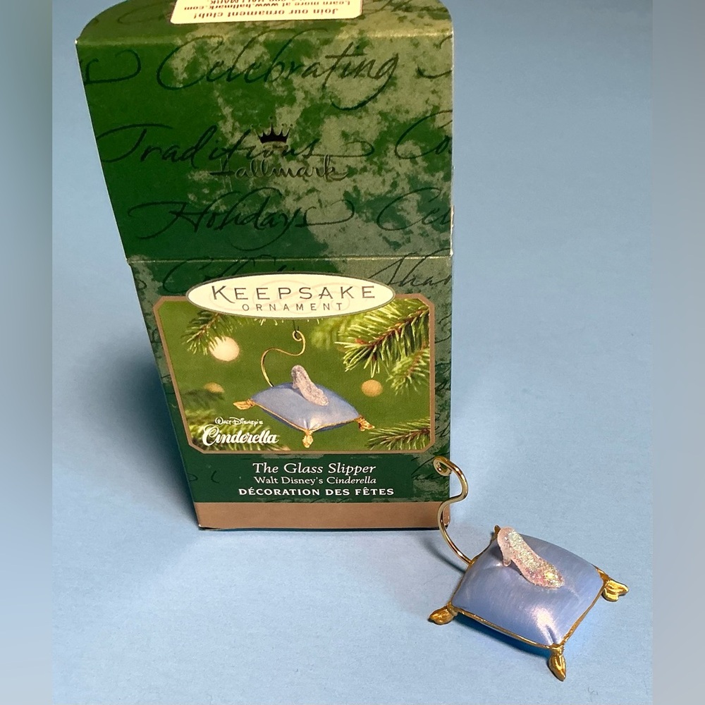 Hallmark Keepsake Ornament “The Glass Slipper” 2001 Miniature NIB RARE